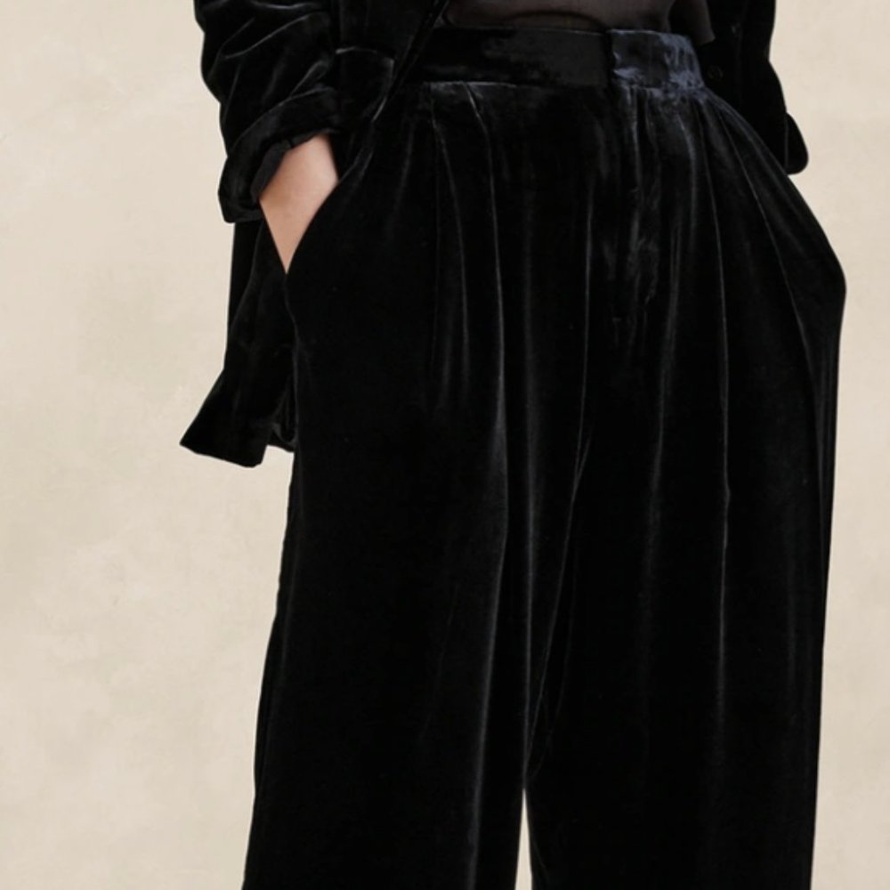 black velvet pants with tags!